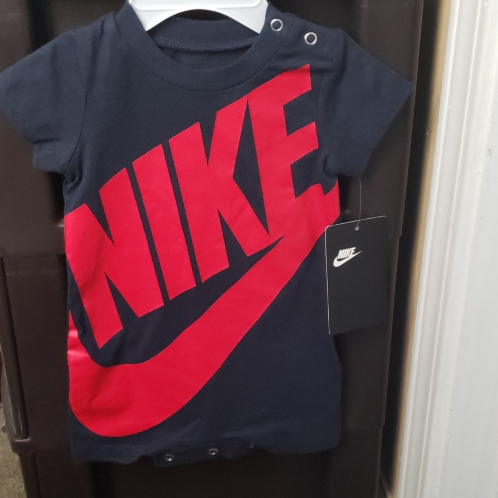 Brand New Nike Sportswear Baby Romper